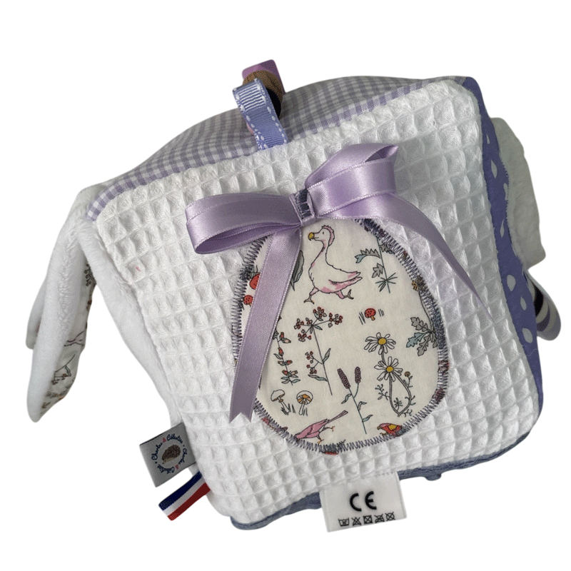Cube d'activités sensoriel - Pâques - Lilas – Image 4