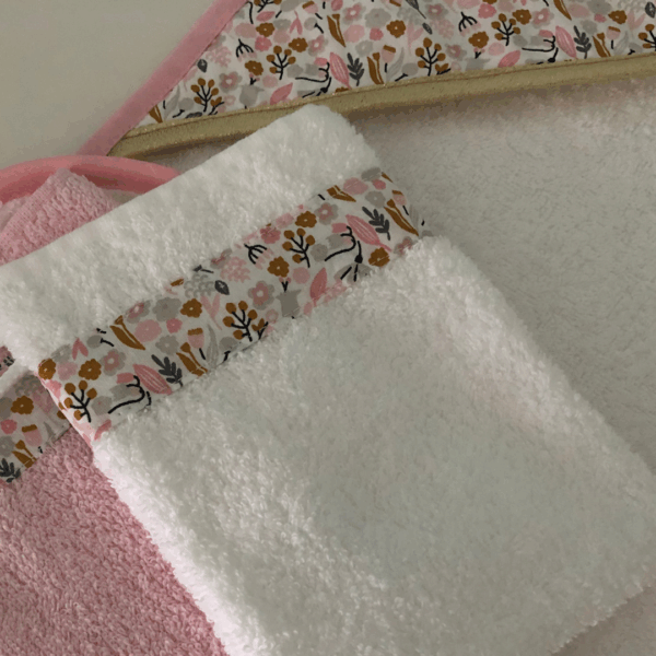 Sortie de bain bébé Liberty personnalisable – Image 4